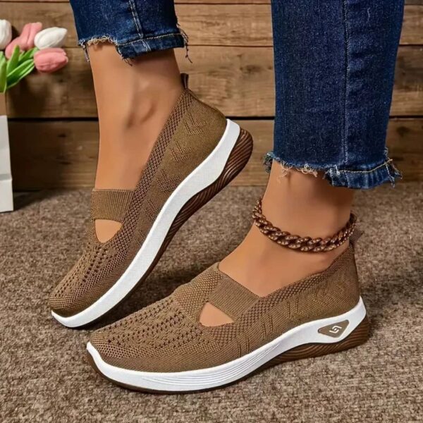 Female footwear